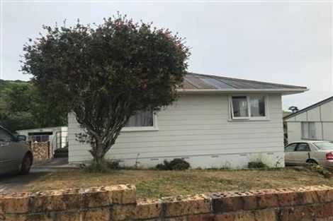 Photo of property in 44 Takapuwahia Drive, Takapuwahia, Porirua, 5022