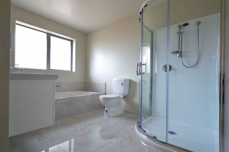 Photo of property in 4 Keeper Close, Woodend, 7610