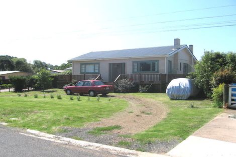 Photo of property in 18 Nikau Road, Oneroa, Waiheke Island, 1081