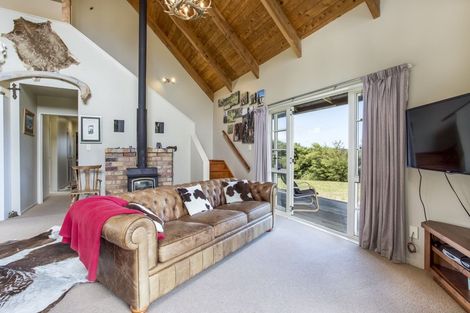 Photo of property in 708 Wilson Road, South Head, Helensville, 0874