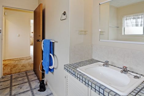 Photo of property in 3/12 Pamela Place, New Lynn, Auckland, 0600