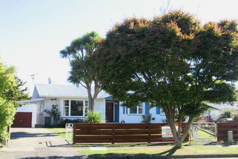 Photo of property in 37 Bonnie Glen Crescent, Ebdentown, Upper Hutt, 5018