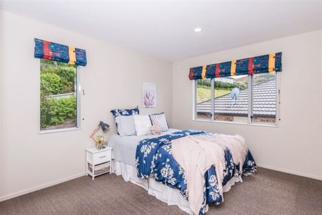 Photo of property in 71 Amesbury Drive, Churton Park, Wellington, 6037