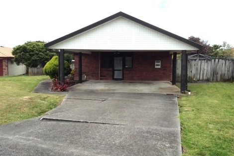 Photo of property in 15 Waylen Place, Burswood, Auckland, 2013