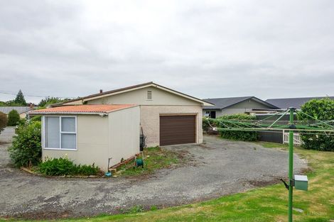 Photo of property in 9 Oxford Street, Waimate, 7924