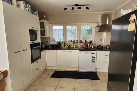 Photo of property in 40a Peach Road, Glenfield, Auckland, 0629