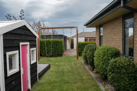 Photo of property in 17 Auckland Street, Ashley, Rangiora, 7477