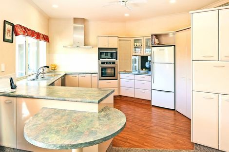 Photo of property in 10 Rutland Place, Taradale, Napier, 4112