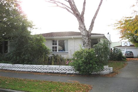 Photo of property in 24 Newbridge Place, Ilam, Christchurch, 8041