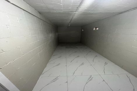 Photo of property in 25 Miles Avenue, Papatoetoe, Auckland, 2025