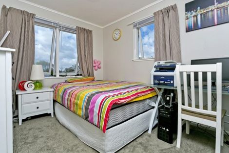 Photo of property in 1/42 Lyttelton Avenue, Forrest Hill, Auckland, 0620