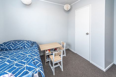 Photo of property in 17 Lee Street, Castlecliff, Whanganui, 4501