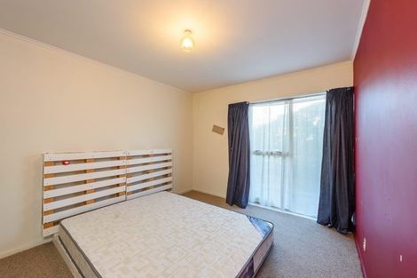 Photo of property in 4/105 Apu Crescent, Lyall Bay, Wellington, 6022