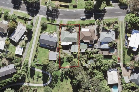 Photo of property in 46 Lantana Road, Green Bay, Auckland, 0604