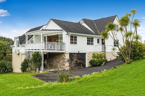 Photo of property in 23 Hanlon Crescent, Narrow Neck, Auckland, 0624