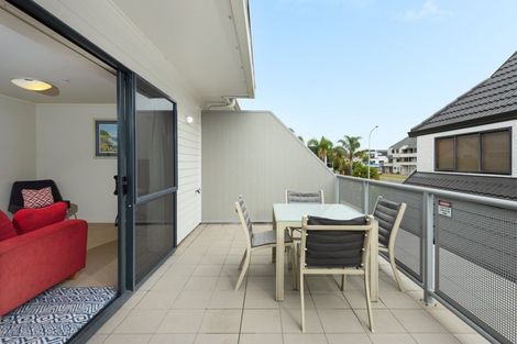 Photo of property in Atlas Apartments, 2/49 Maunganui Road, Mount Maunganui, 3116