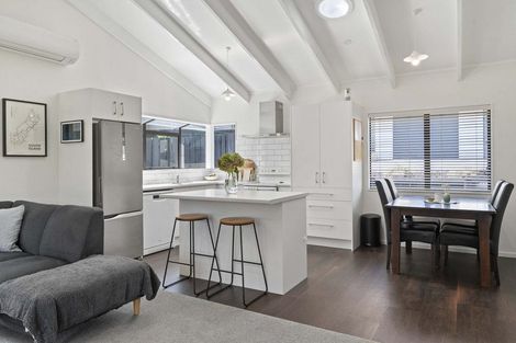 Photo of property in 4 Meander Drive, Welcome Bay, Tauranga, 3112