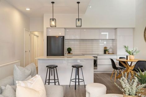 Photo of property in 2/22 Bullendale Drive, Arthurs Point, Queenstown, 9371