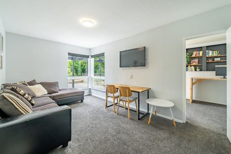 Photo of property in 20 Raroa Place, Pukerua Bay, 5026