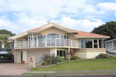 Photo of property in 19 Cory Wright Drive, Tairua, 3508