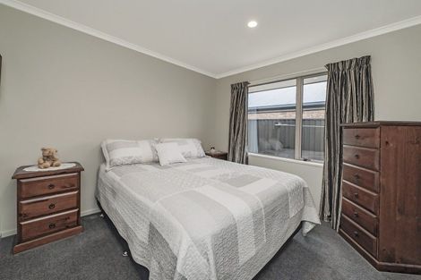 Photo of property in 18 Globe Bay Drive, Templeton, Christchurch, 8042
