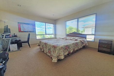 Photo of property in 106 Alfriston Road, Manurewa, Auckland, 2105