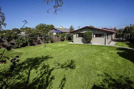Photo of property in 151 Prestons Road, Redwood, Christchurch, 8051
