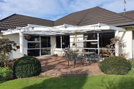 Photo of property in 68 Regency Crescent, Redwood, Christchurch, 8051