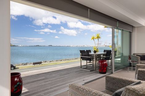 Photo of property in 3/104 Harbour Drive, Otumoetai, Tauranga, 3110
