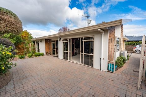 Photo of property in 28 Ranui Street, Dinsdale, Hamilton, 3204