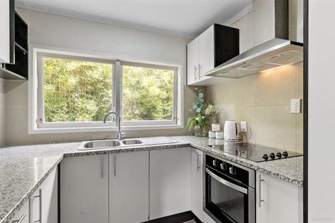 Photo of property in 2/16 Green Lane East, Remuera, Auckland, 1050