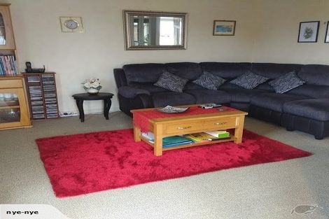 Photo of property in 19 Sovereign Isle Lane, Rototuna, Hamilton, 3210