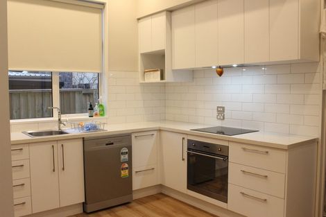 Photo of property in 2/100 Purchas Street, Edgeware, Christchurch, 8013