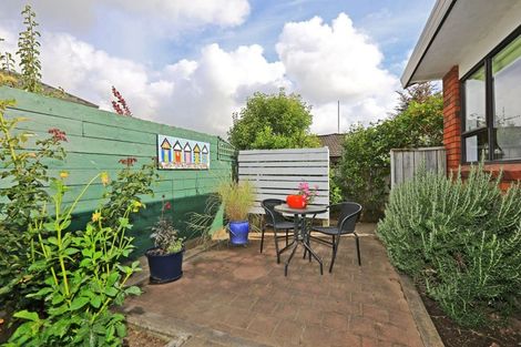 Photo of property in 11 Lennon Grove, Havelock North, 4130