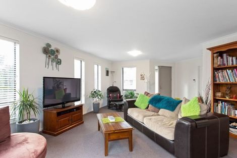 Photo of property in 16 Sovereign Boulevard, Kaiapoi, 7630