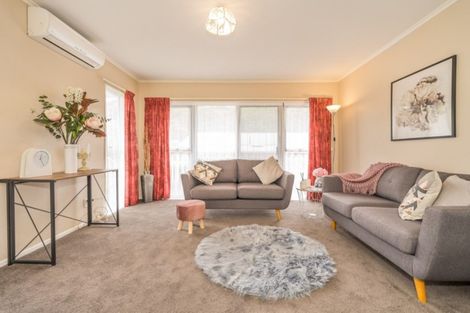 Photo of property in 19a Gemstone Drive, Birchville, Upper Hutt, 5018