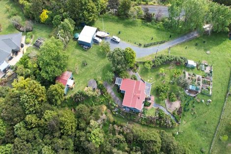 Photo of property in 43 Pahi Road, Paparoa, 0571