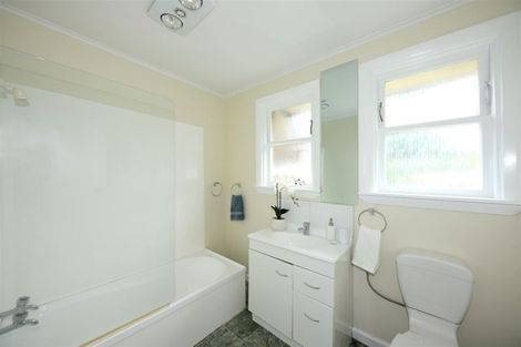 Photo of property in 20 Holland Street, Avonside, Christchurch, 8061