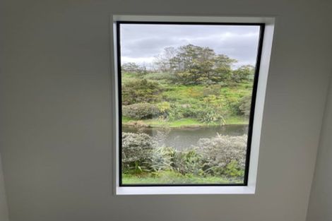 Photo of property in 132e Tiriwa Drive, Massey, Auckland, 0614