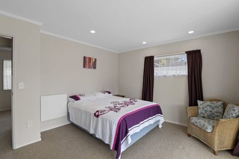 Photo of property in 23 Tobys Way, Waikanae Beach, Waikanae, 5036