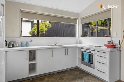 Photo of property in 11 Aitken Place, Mornington, Dunedin, 9011