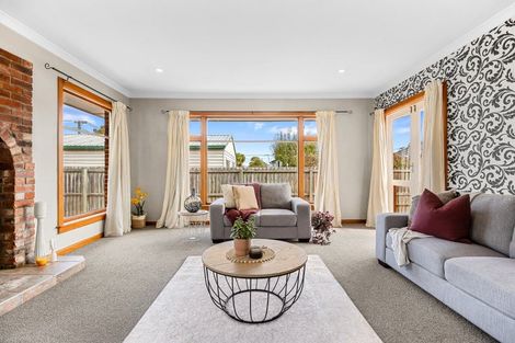 Photo of property in 3 Roslyn Avenue, Mairehau, Christchurch, 8052