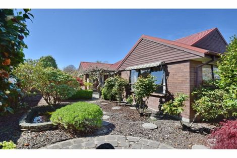 Photo of property in 64a Windermere Road, Papanui, Christchurch, 8053