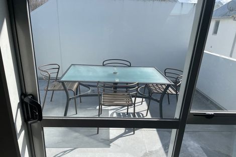 Photo of property in 470b Barbadoes Street, Edgeware, Christchurch, 8013