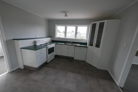 Photo of property in 10 Gills Avenue, Papakura, 2110