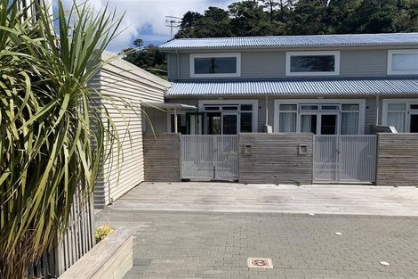Photo of property in 8/231 Marine Parade, Seatoun, Wellington, 6022
