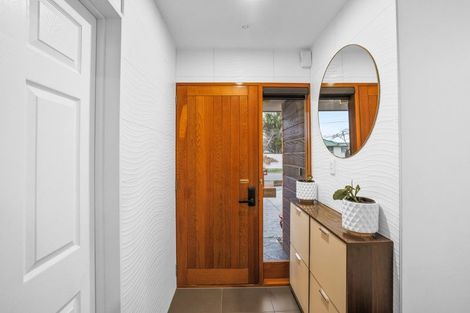 Photo of property in 3 Farquhars Road, Redwood, Christchurch, 8051