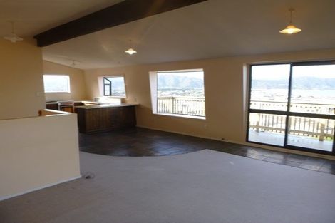 Photo of property in 8 Korokoro Road, Korokoro, Lower Hutt, 5012