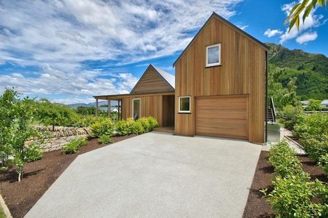 Photo of property in 5 Flynn Lane, Arrowtown, 9302