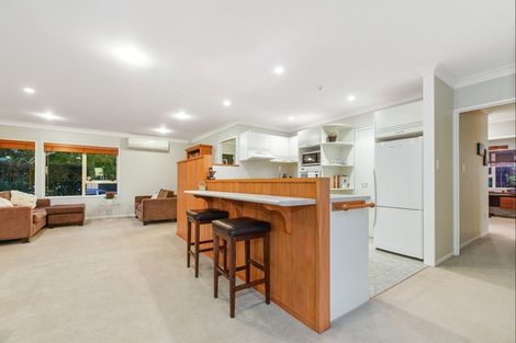 Photo of property in 16 Sunny Dale, Western Heights, Hamilton, 3200